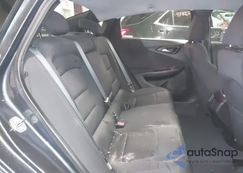 2019 Chevrolet Malibu Lt z USA, uszkodzony, nr VIN 1G1ZD5ST0KF227875